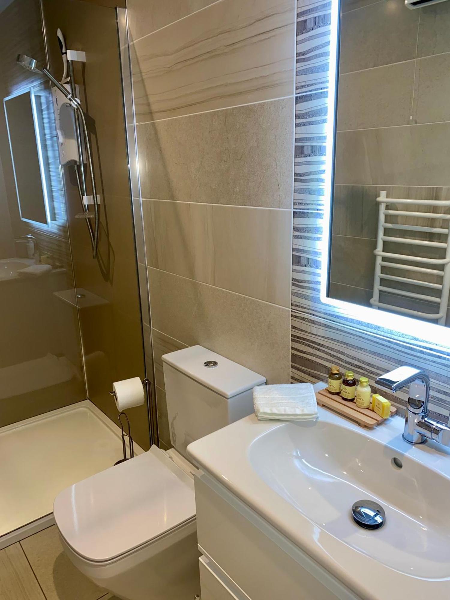 The North Cove, 20M To The Sea, Modern Studio Apartment Portrush Luaran gambar